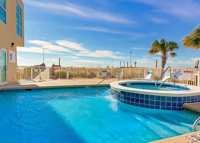 Holiday home Waterfront With Deck Balcony Ac & Washer Dryer